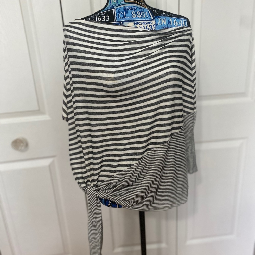 Women’s Large Shirt